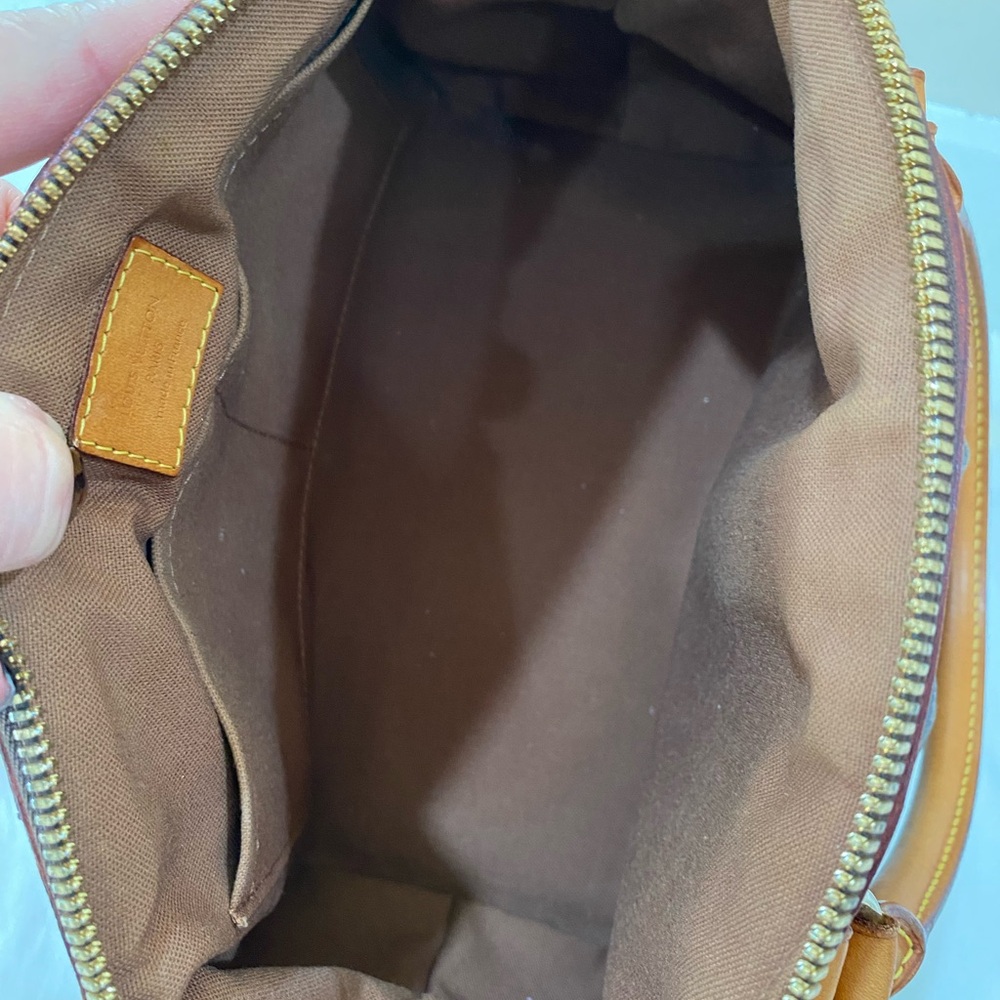 Authentic Louis Vuitton Tivoli PM Monogram - Picture 12 of 13